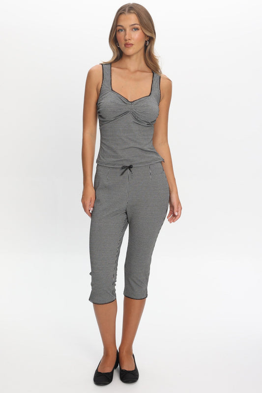 Girl's Trip Capri Pants Checker Black