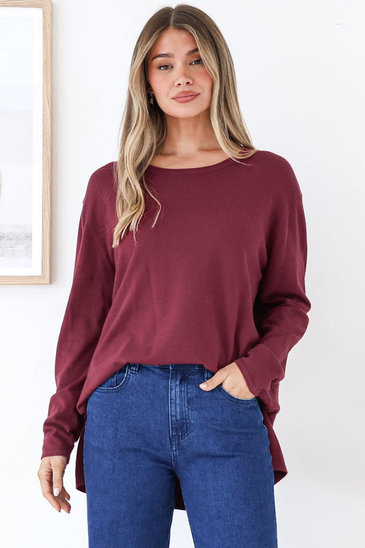 Rylee Jumper - Crew Neck Long Sleeve Pullover with Side Splits in Wine